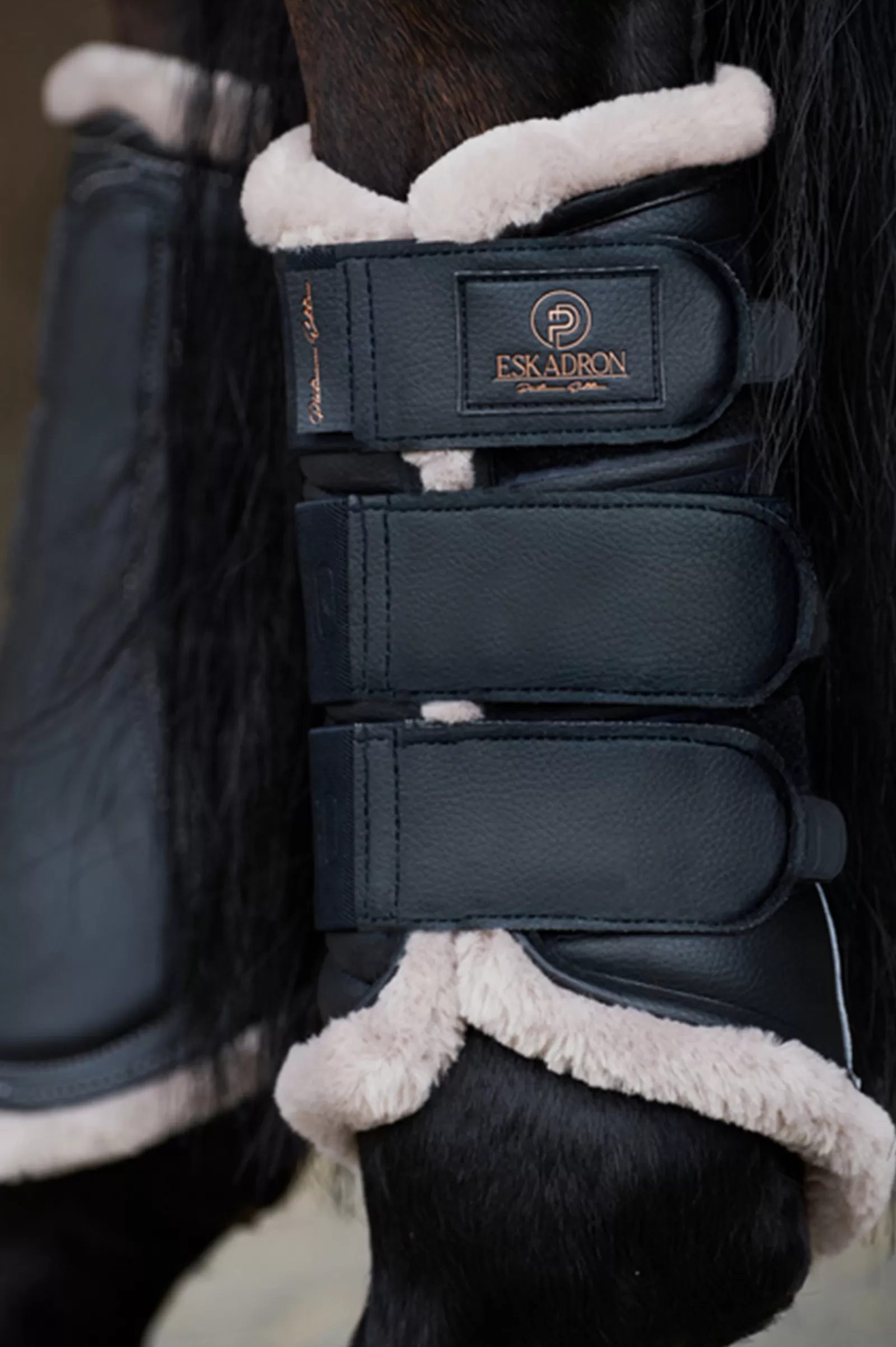 eskadron Platinum 23 Faux Leather Faux Fur Tendon Boots> Horse Boots