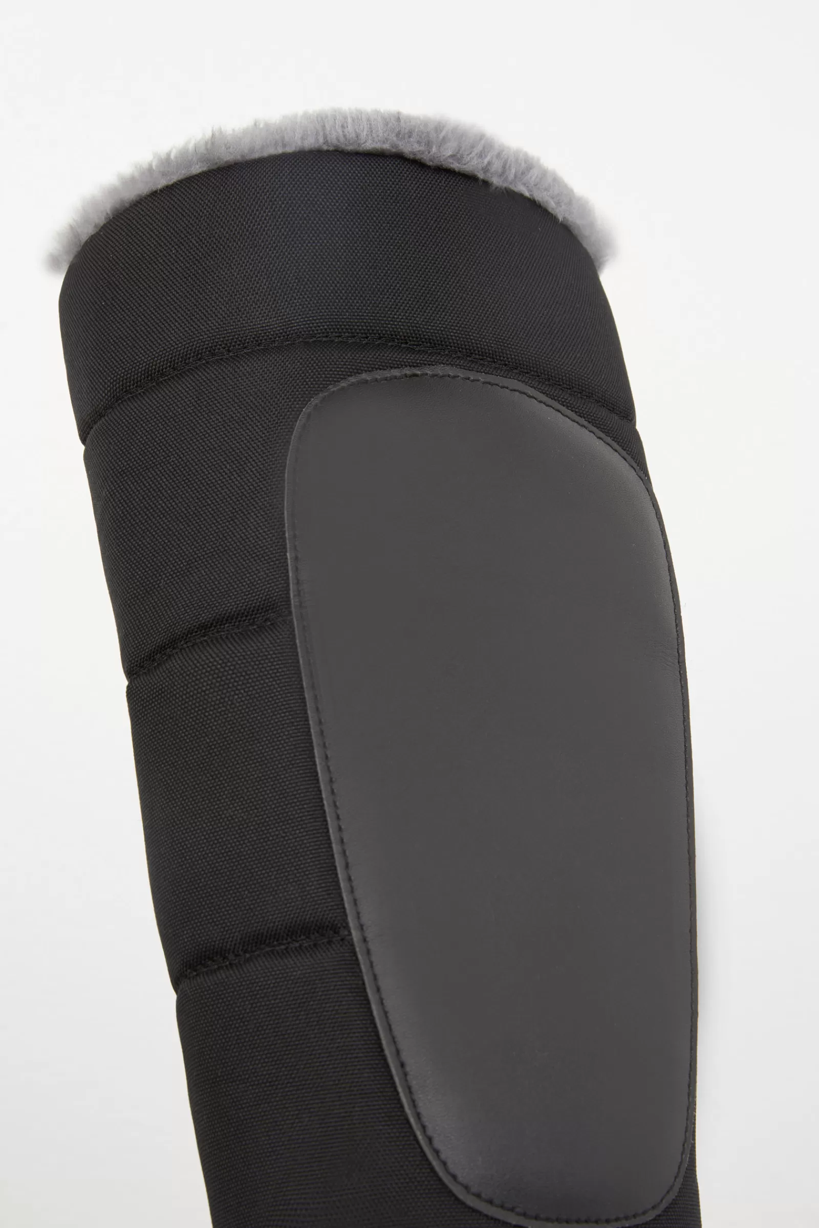 Riding Boots*horze Sherbrooke Women'S Thermo Boots With Faux Fur Lining Black