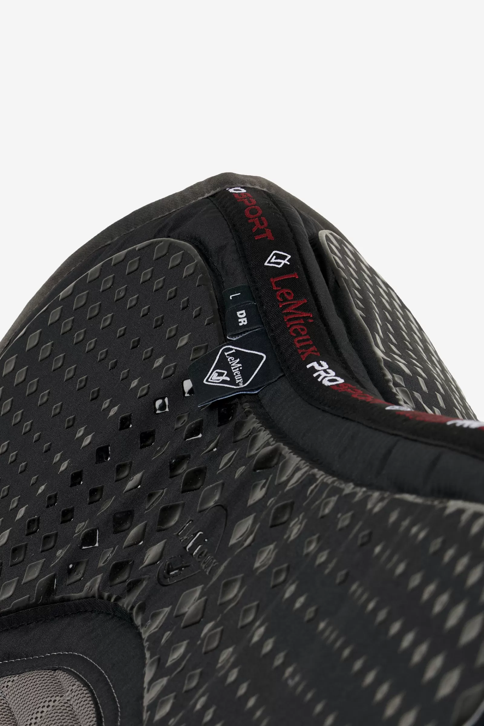 lemieux Le Cool Grip Anti Slip Cooling Dressage Saddle Pad> Dressage Saddle Pads